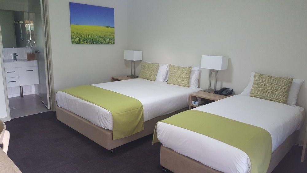 Quality Inn Carriage House Wagga Wagga Exterior photo