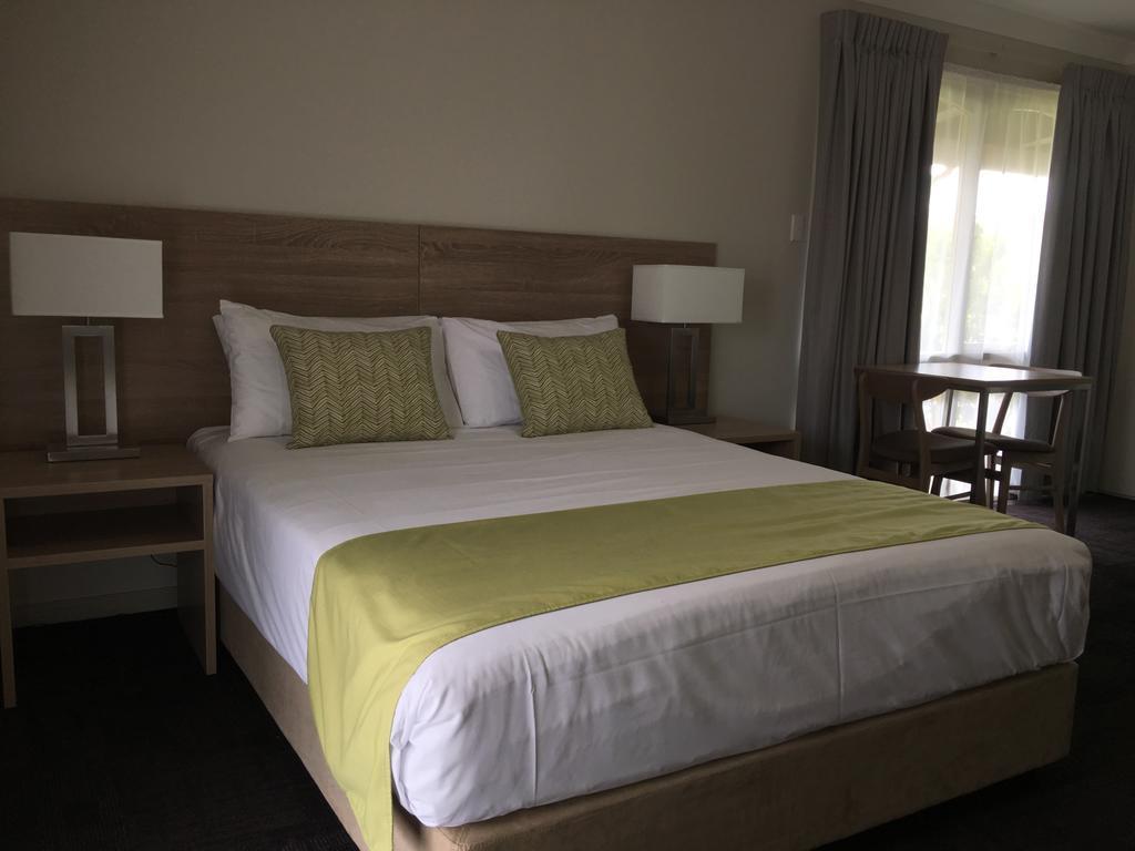 Quality Inn Carriage House Wagga Wagga Exterior photo